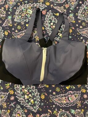 Victoria's Secret The Knockout Black Blue Front-Zip Sports Bra 36DDD New NWT